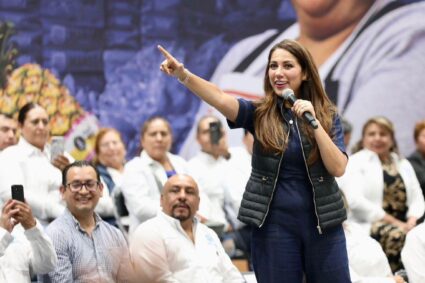 Conmemoran el Día del Comerciante.